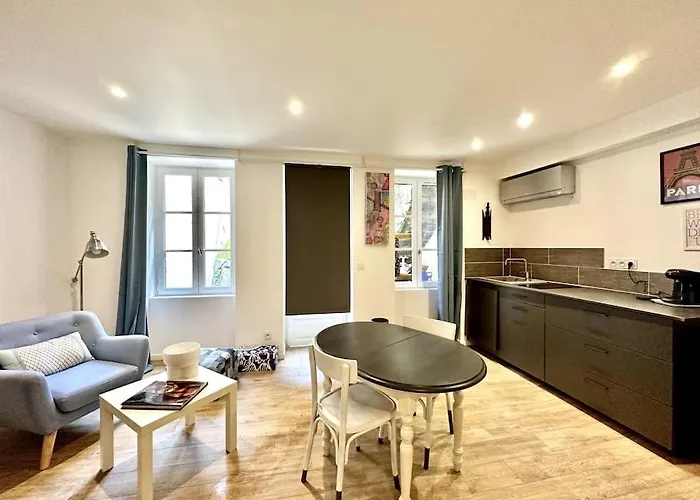 C. La Reserve - St Rose Le Bleu * Clermont-Ferrand